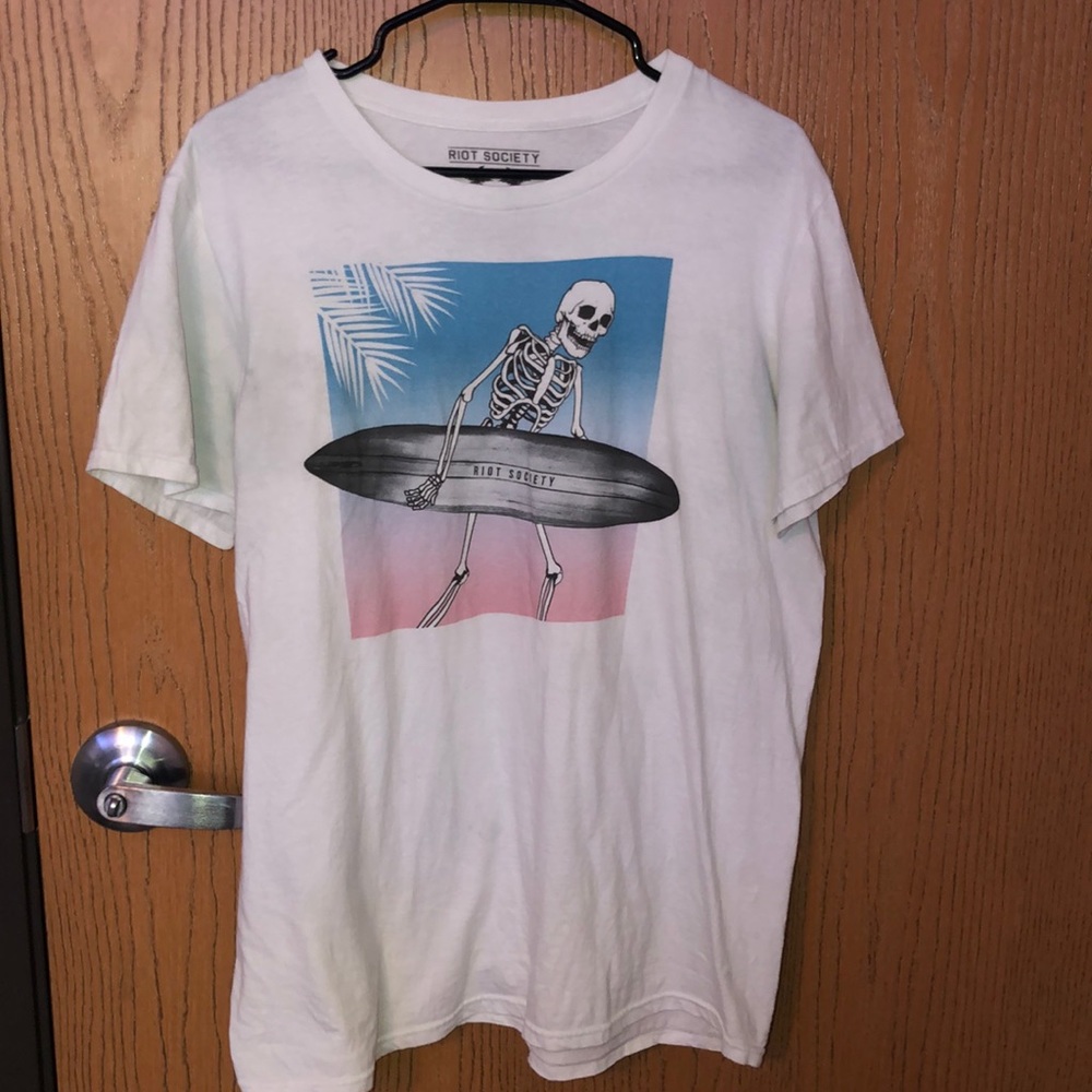 Riot society white T-shirt